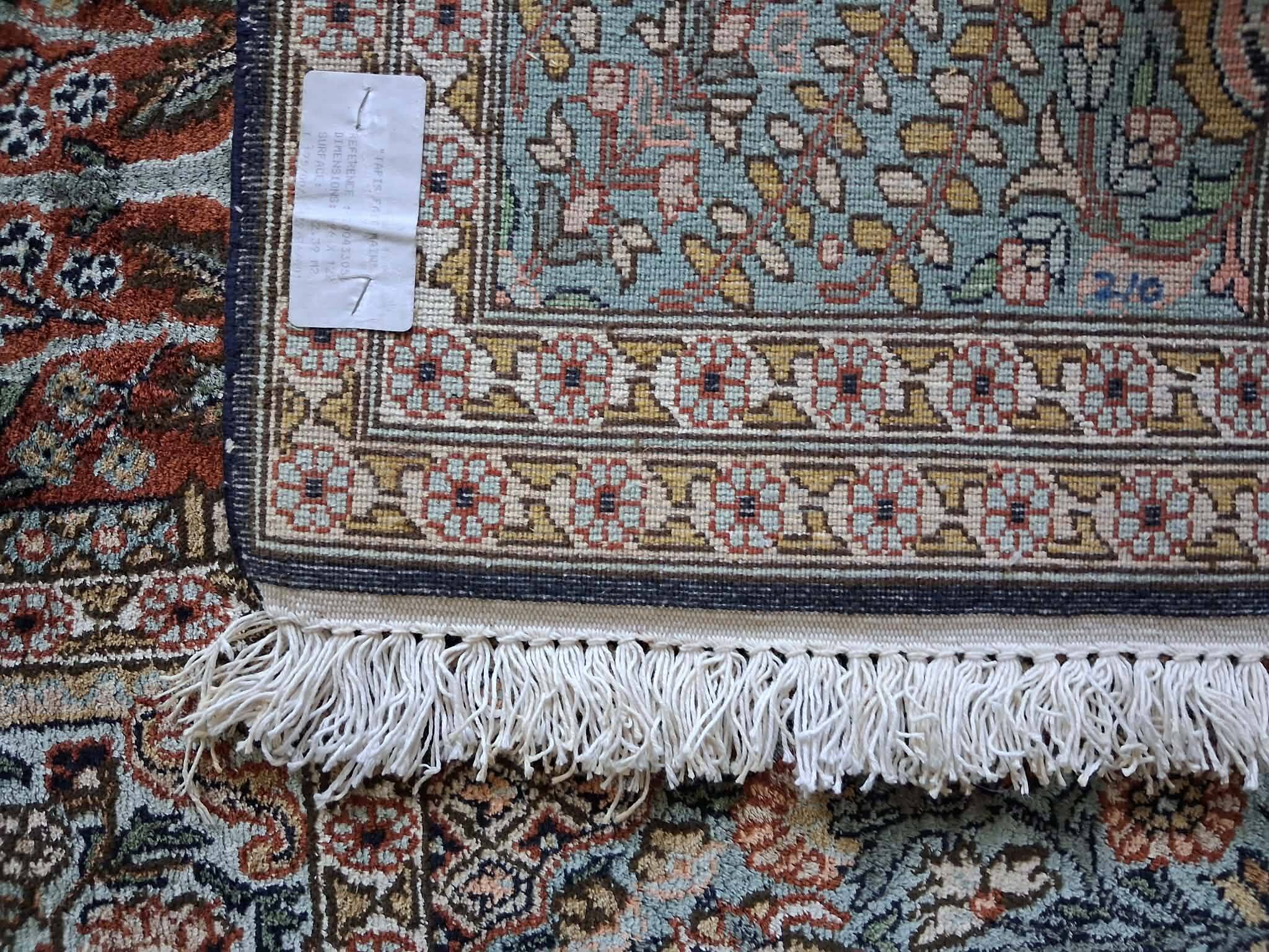 Handmade Indian Kashmiri silk rug 196x122cm