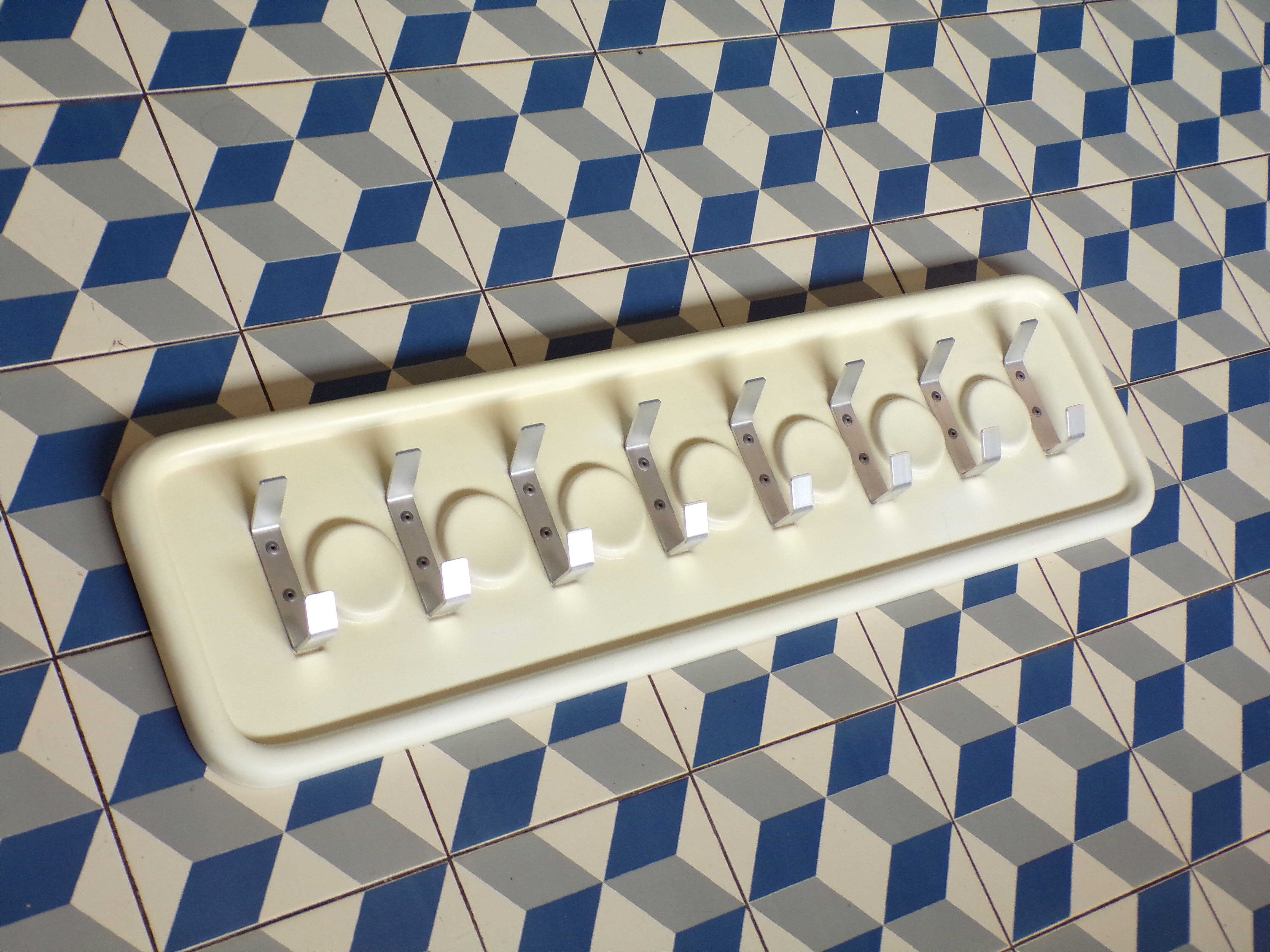1970 fiberglass coat rack
