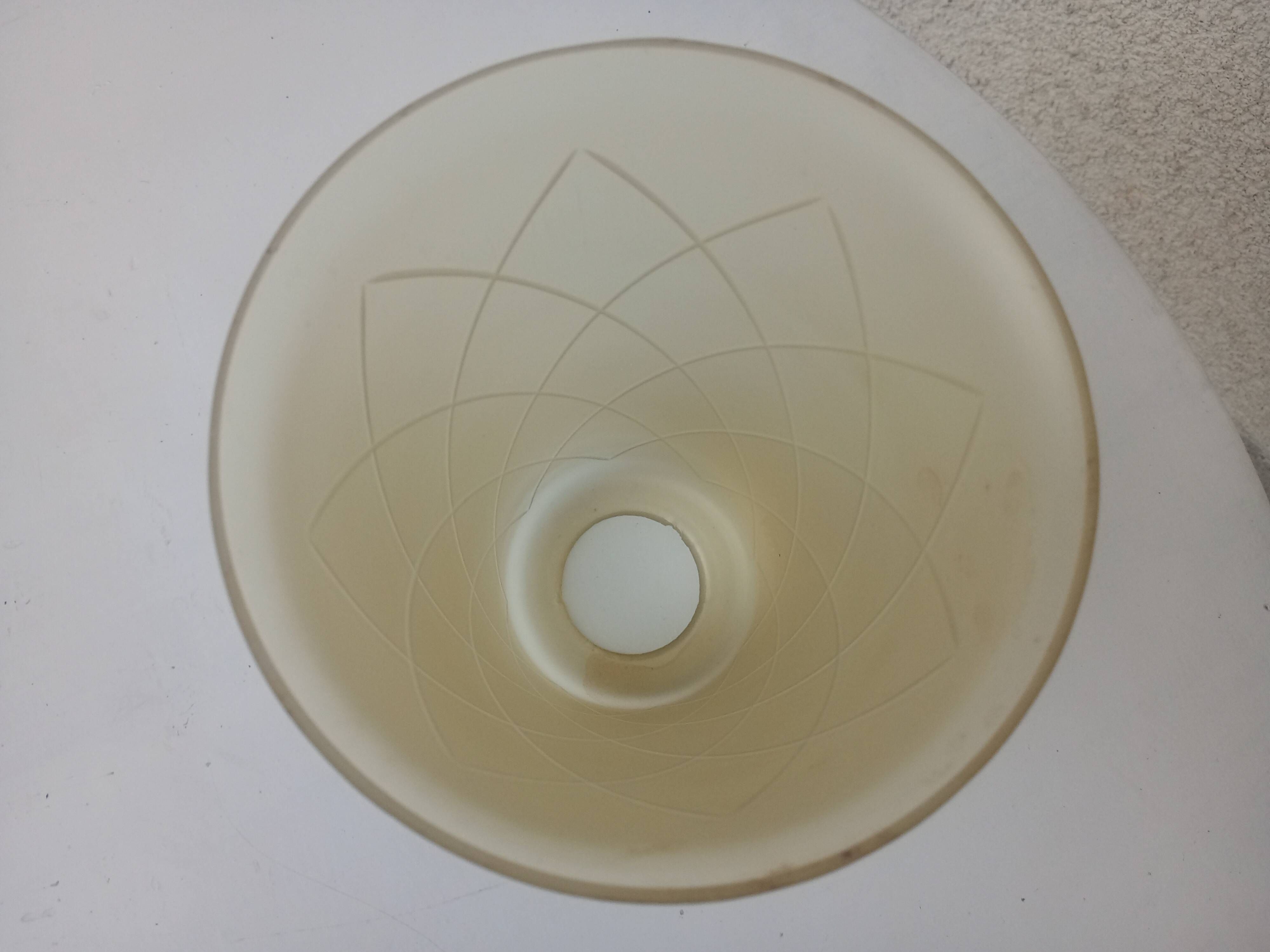 Bell-shaped lampshade - Amber glass engraved with lines - c. 1940
