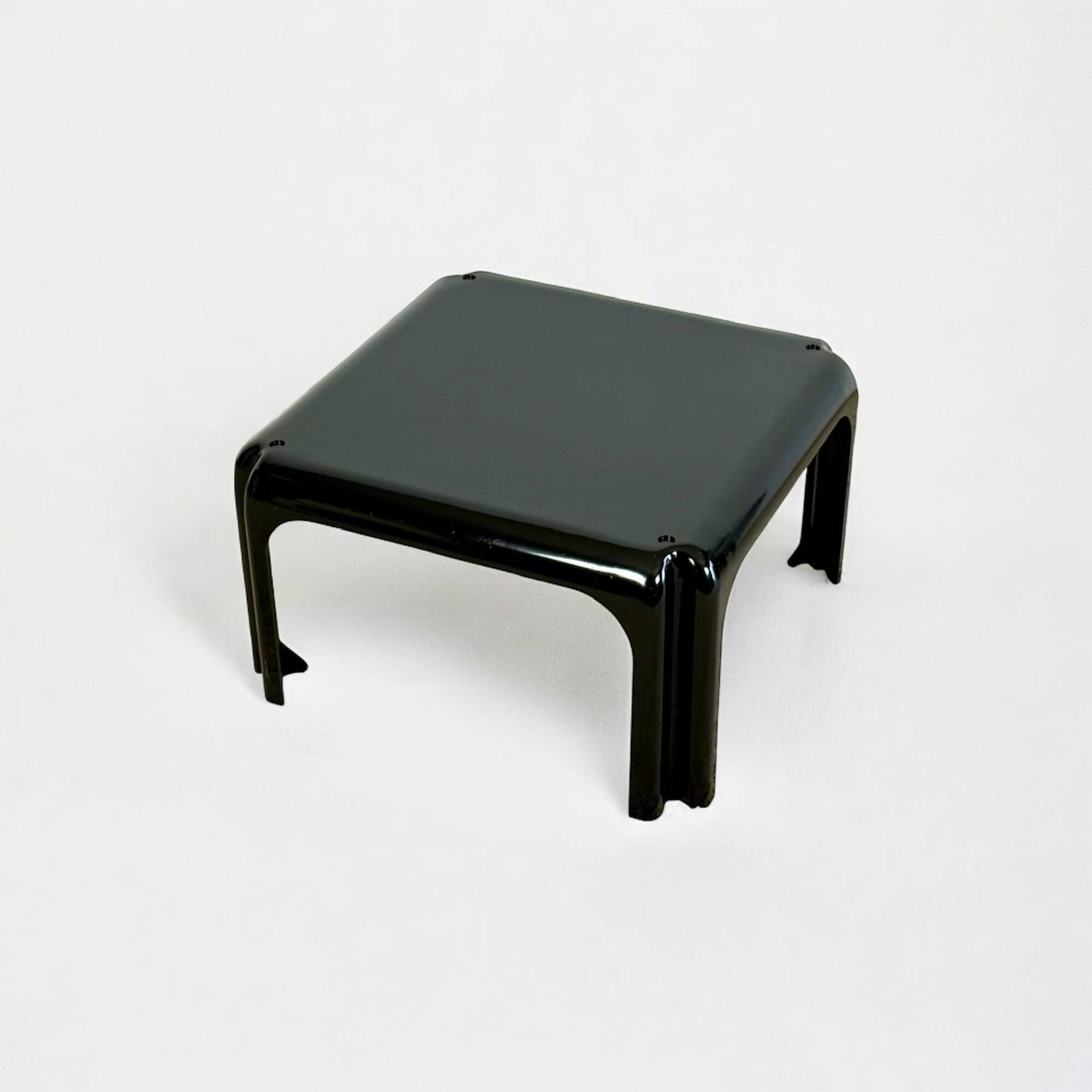 Coffee Table 'Elena', Vico Magistretti Design for Metra Italy, Glossy Black, 1970s