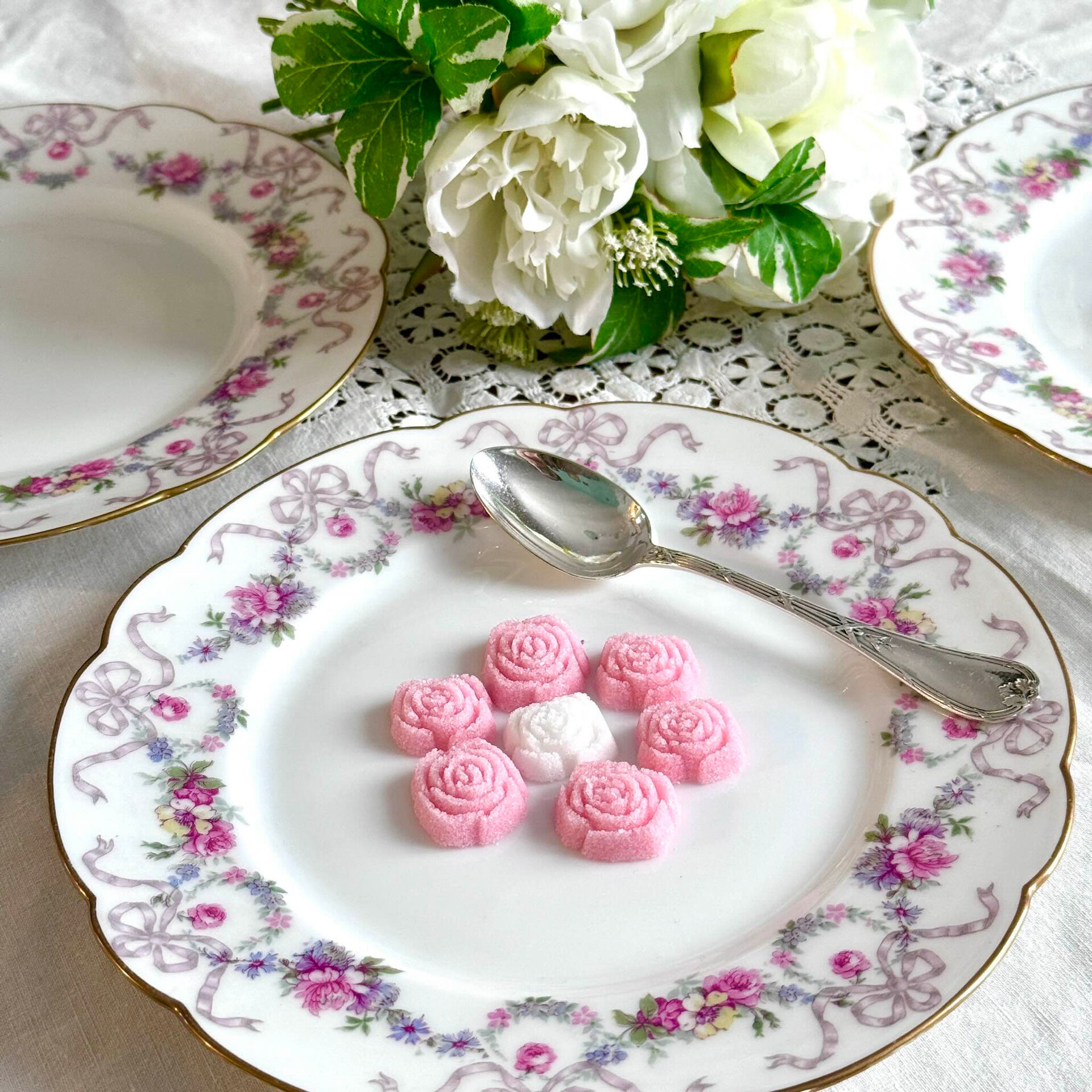 Set of 6 Limoges porcelain dessert plates with garlands and