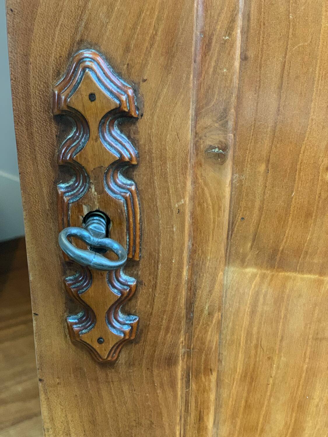 Bonnetière louis philippe merisier