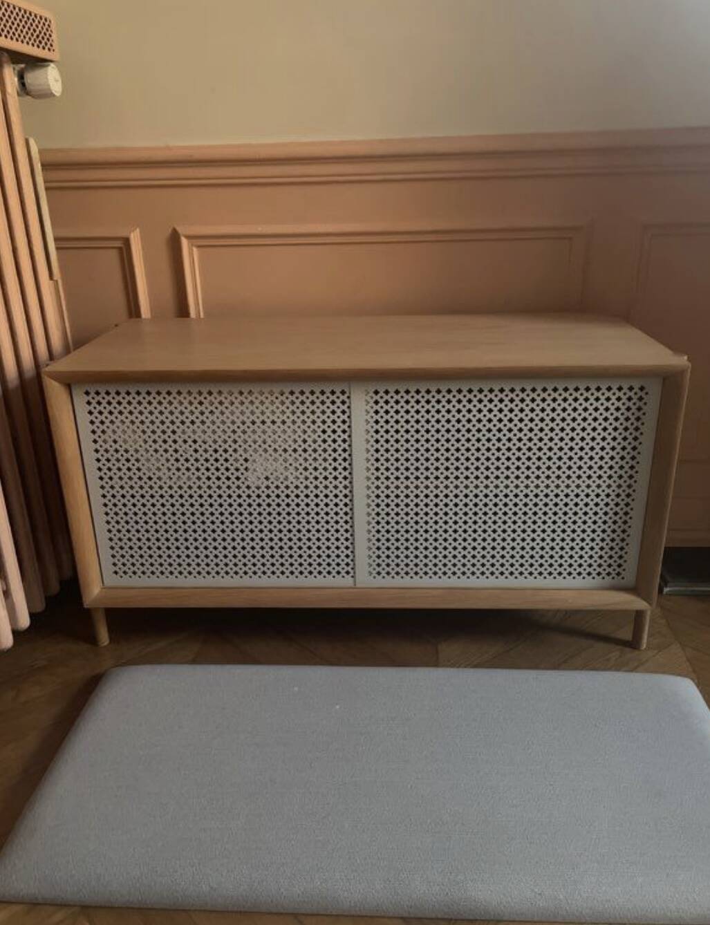 Gabin bench, Hartô publisher