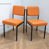 2 vintage leather chairs