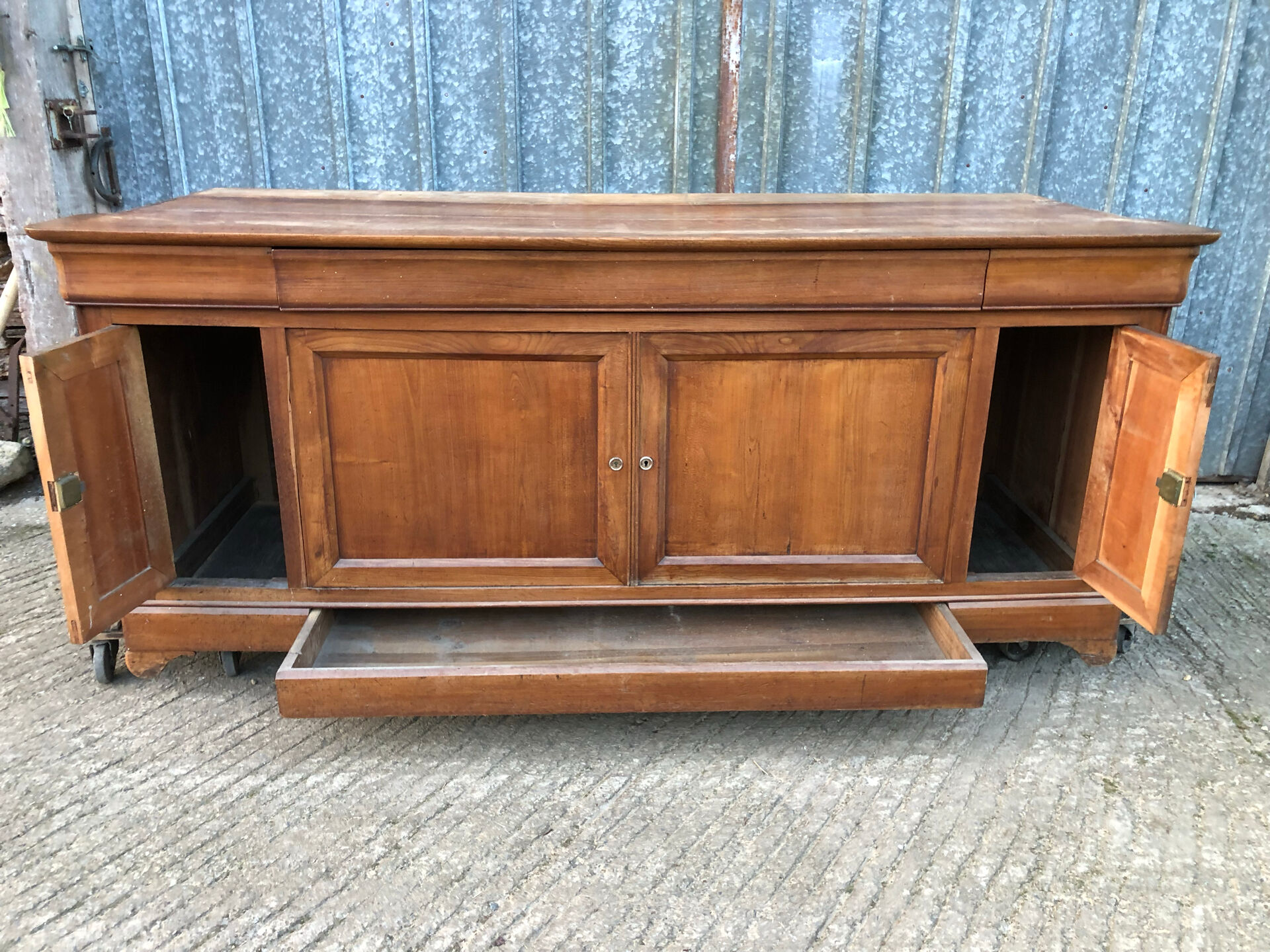 Buffet enfilade boiserie Louis Philippe en cerisier
