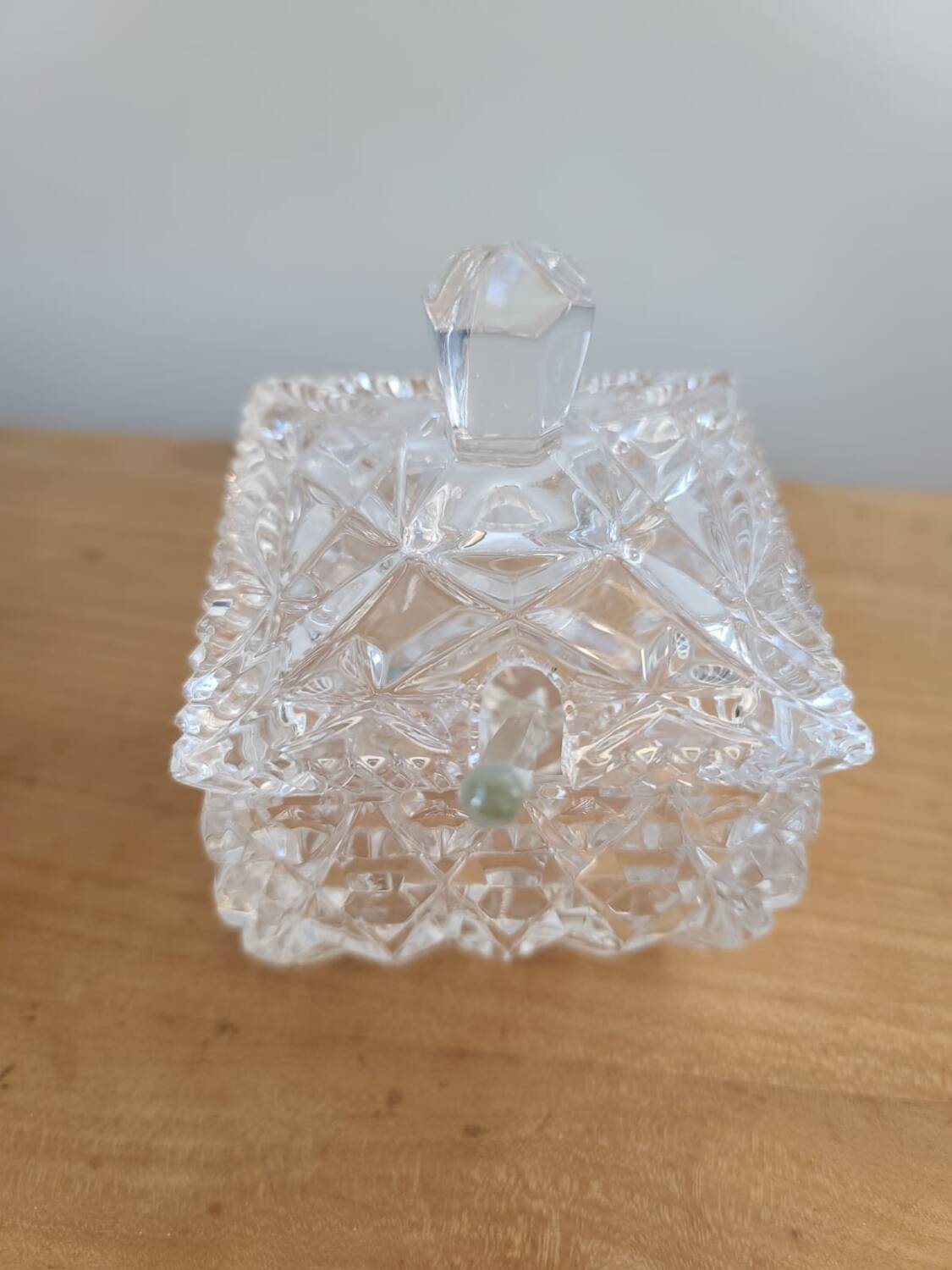 Vintage (70s) crystal sugar or other condiment pot with lid
