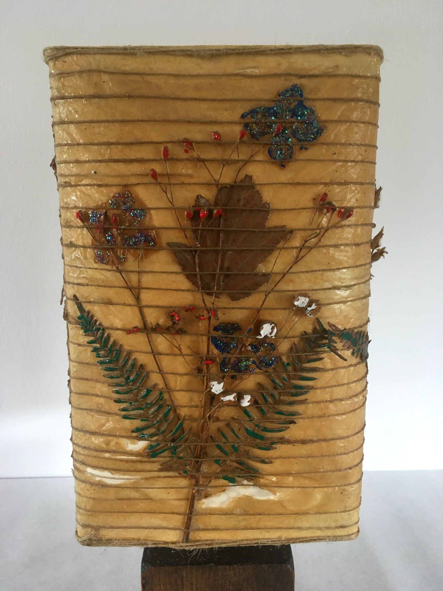 Vintage lamp in solid wood 70s