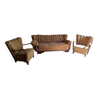 3-seater sofa set and two Scandinavian-style armchairs from the 1950s.