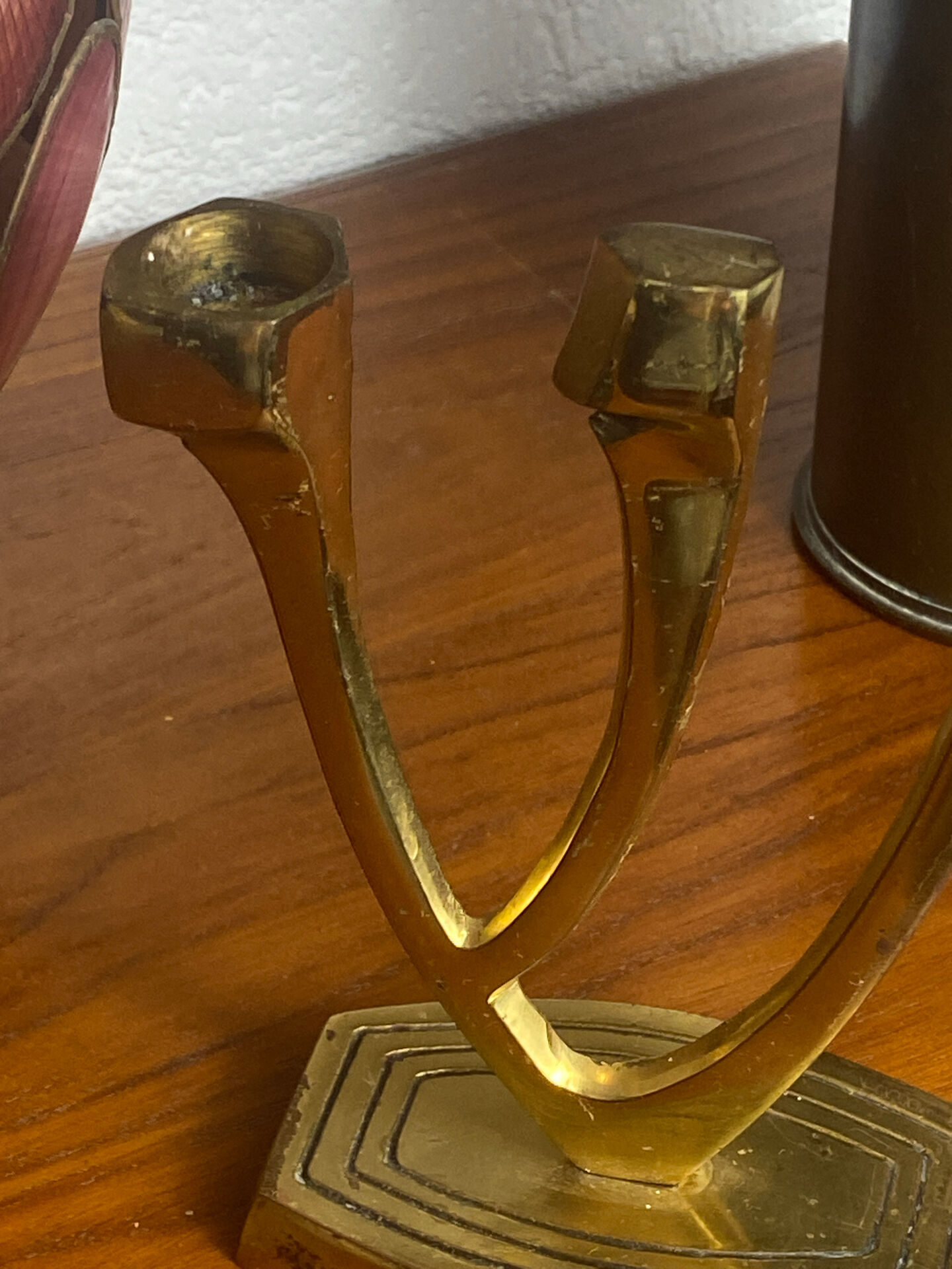 Chandelier, brutalist menorah, Wainberg, in brass.