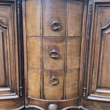 Enfilade en noyer de style Louis XV en noyer et marbre