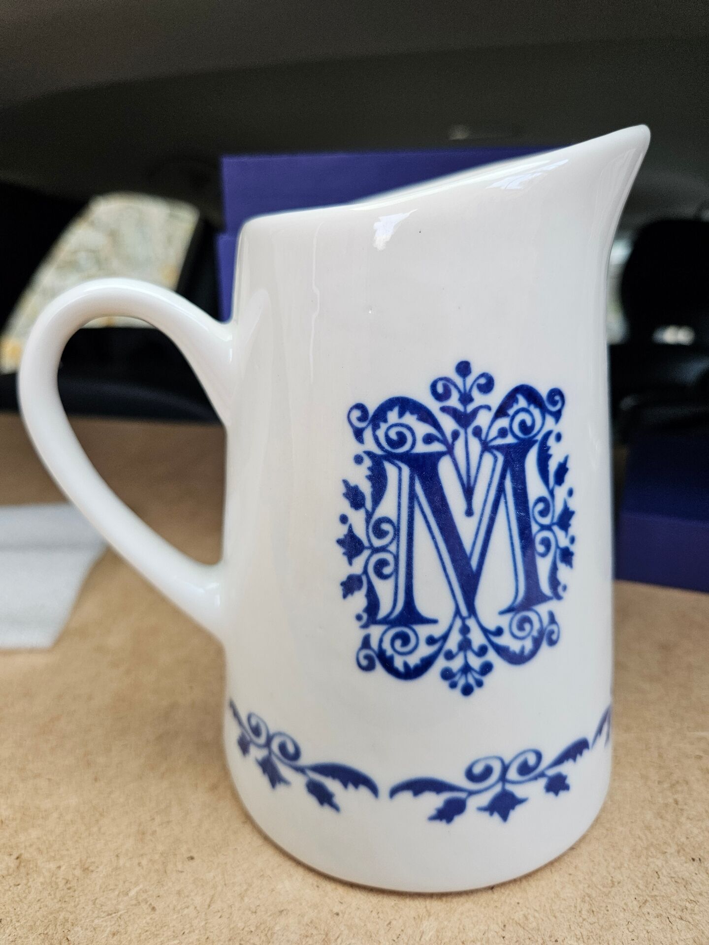 Limoges porcelain jug "Ornaments" – Maison Manoï