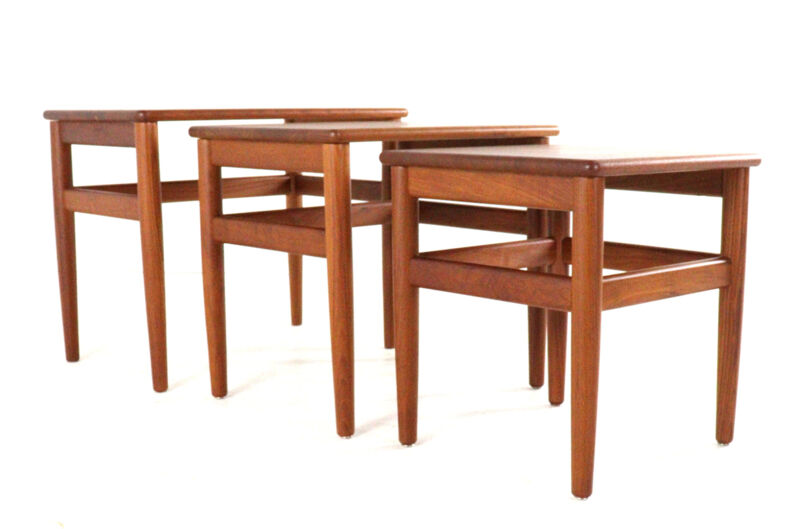 Set of 3 Danish Nesting Tables soldi teak - mid century modern design