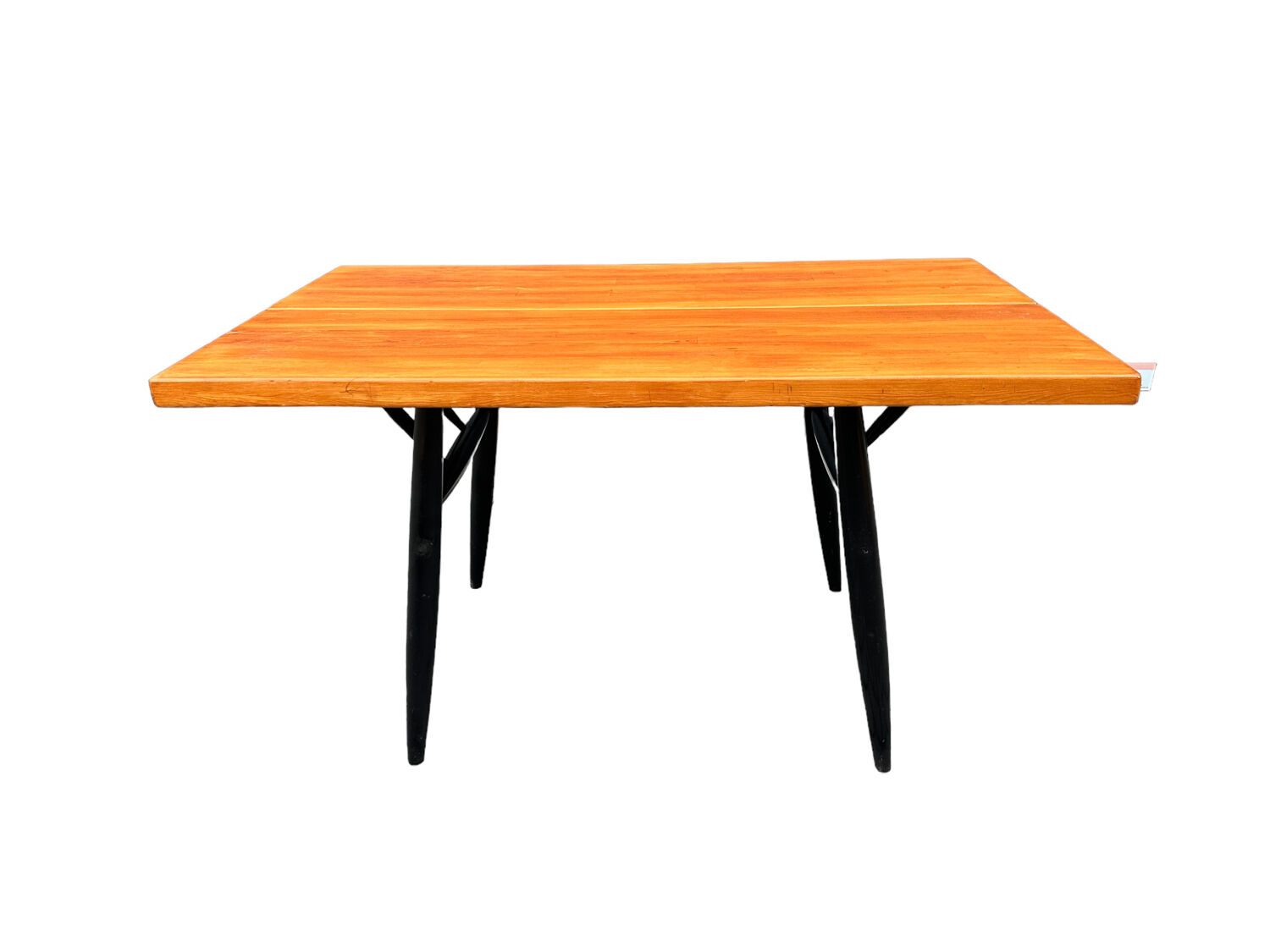 Table et chaises d'Ilmari Tapiovaara