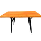 Table et chaises d'Ilmari Tapiovaara
