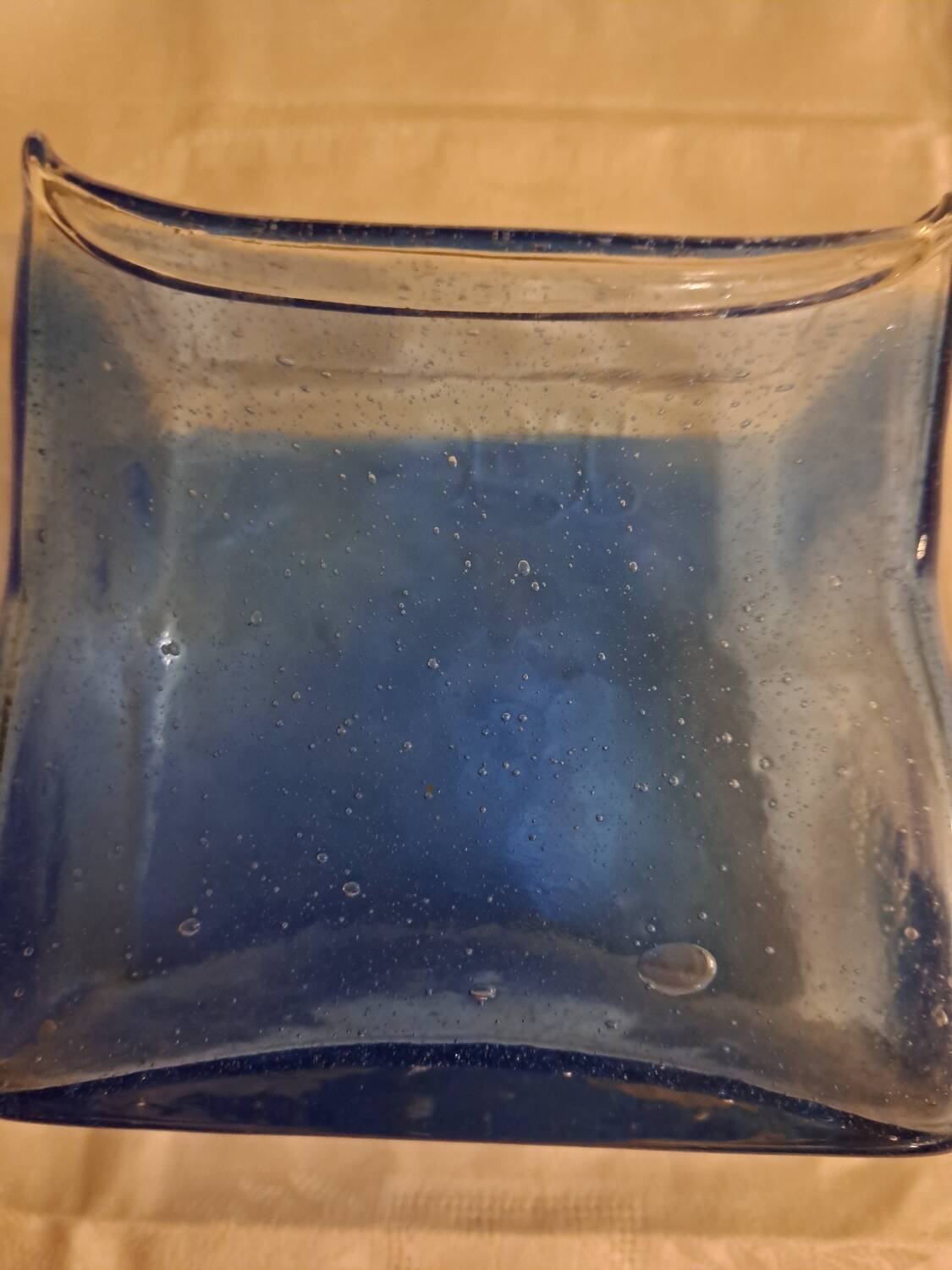 Vase  vintage en verre souffle. Henry Dean.