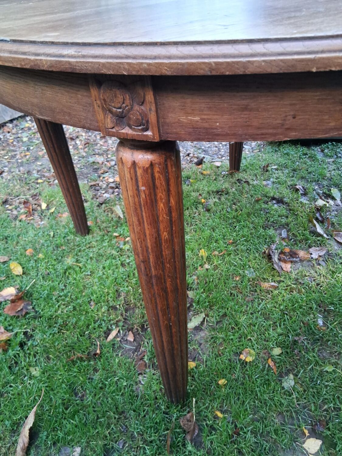 Art Deco round table