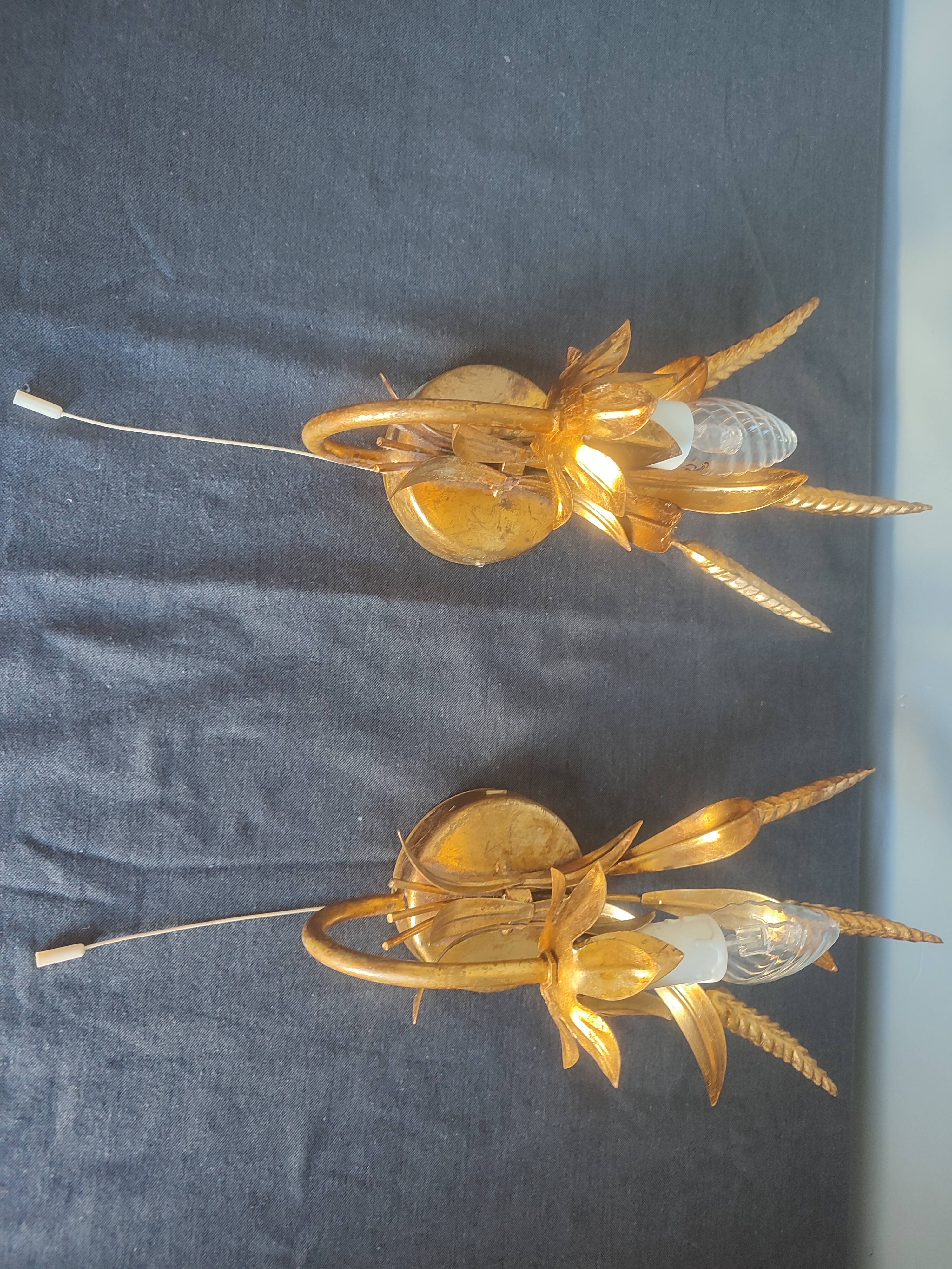 Pair of vintage Italian Hollywood Regency style sconces