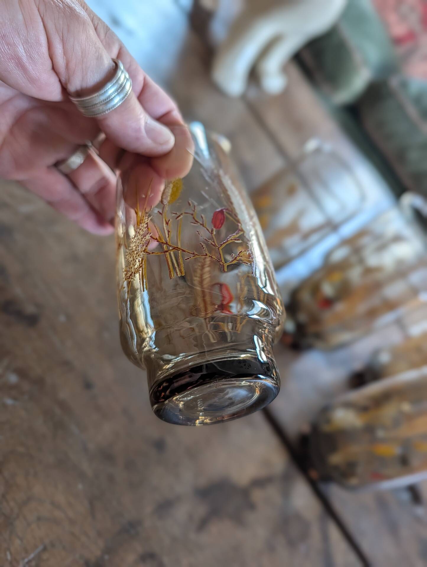 6 verres ambrés décor champêtre, années 1970