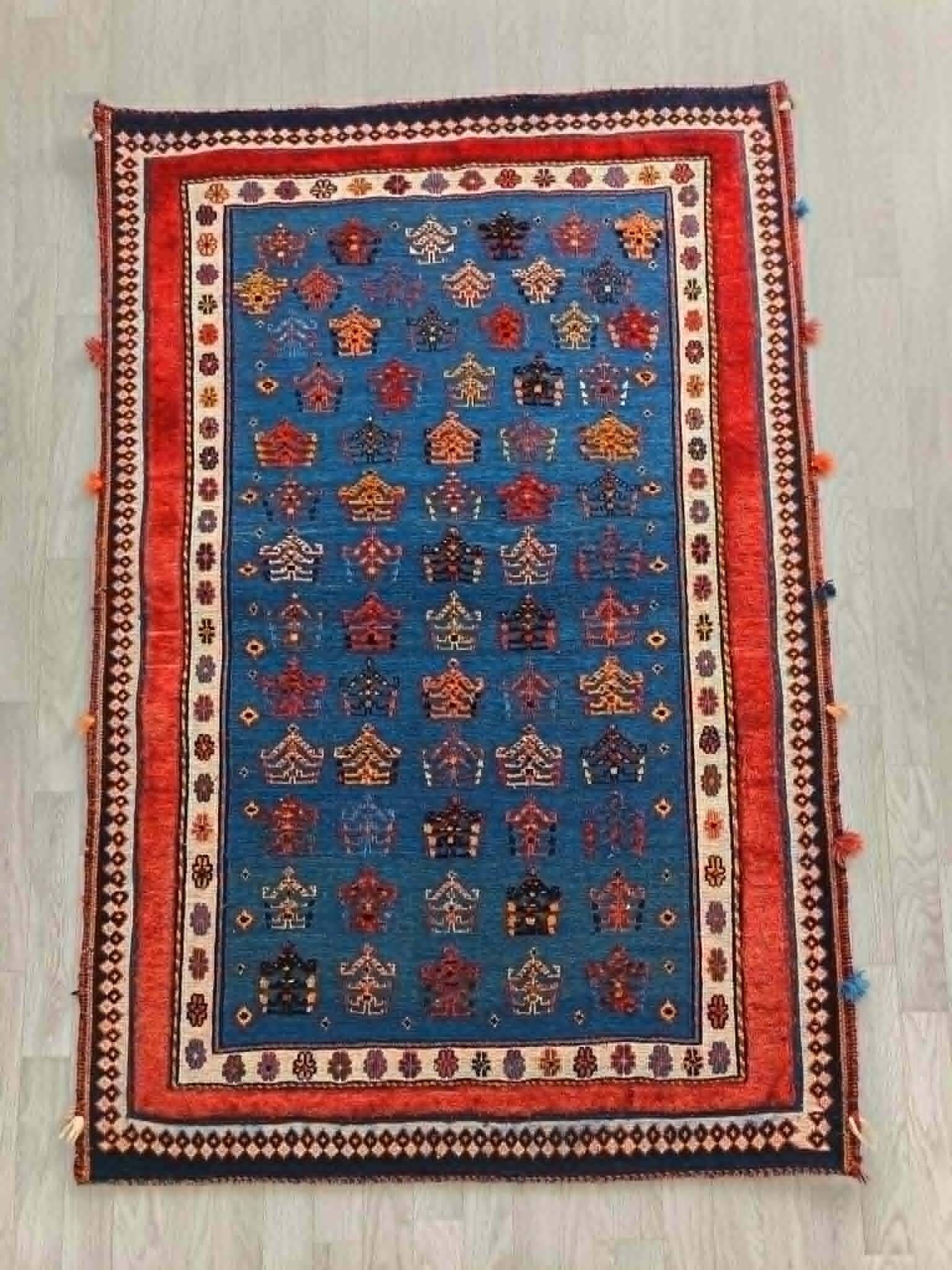 Handmade Qashqai Persian rug