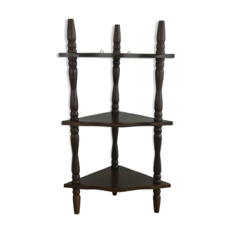 Wall corner shelf or to be installed