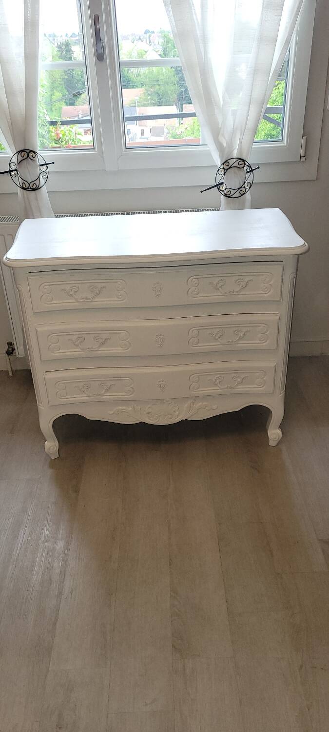 Old restored chest of drawers