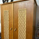 Armoire chêne clair rotin et raphia vintage 1950