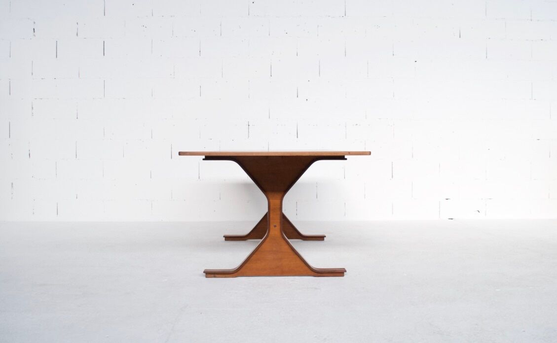Table haute palissandre Gianfranco Frattini années 50' Bernini éditeur