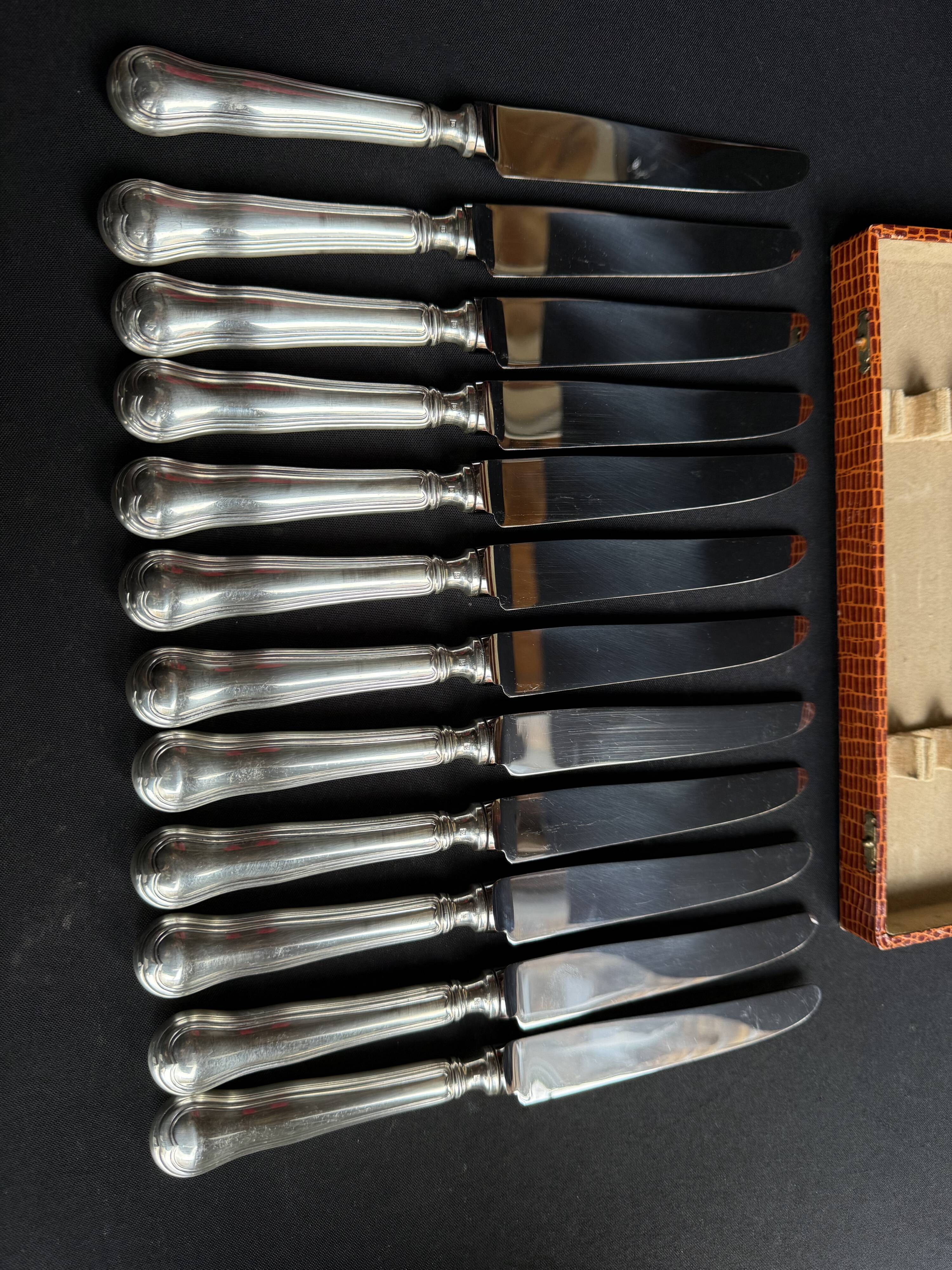Box of 12 table knives – Silver metal and stainless steel