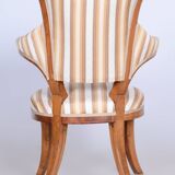 Fauteuil Biedermeier restauré en noyer, Josef Danhauser, Vienne, Autriche, années 1820
