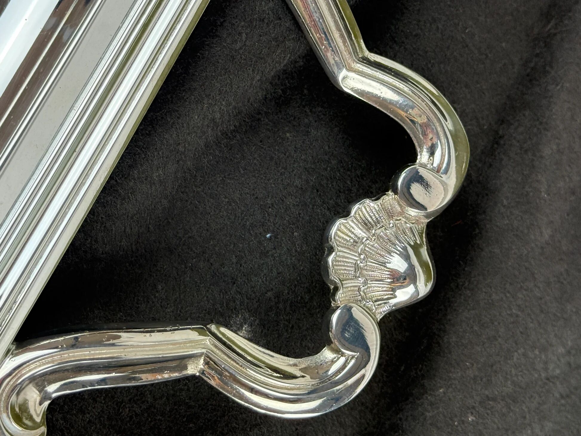 Christofle, large silver-plated serving platter with shell motif.