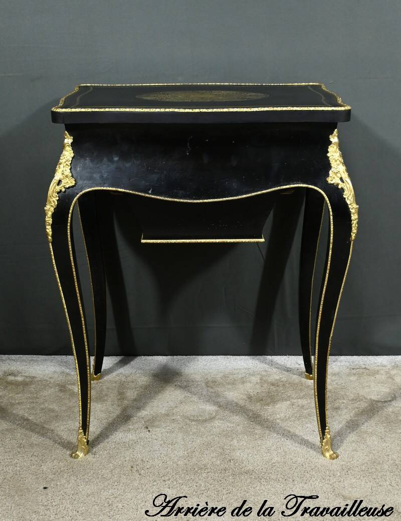 Worker in Blackened Pear Tree, Napoleonic III Era – Mid 19th Century