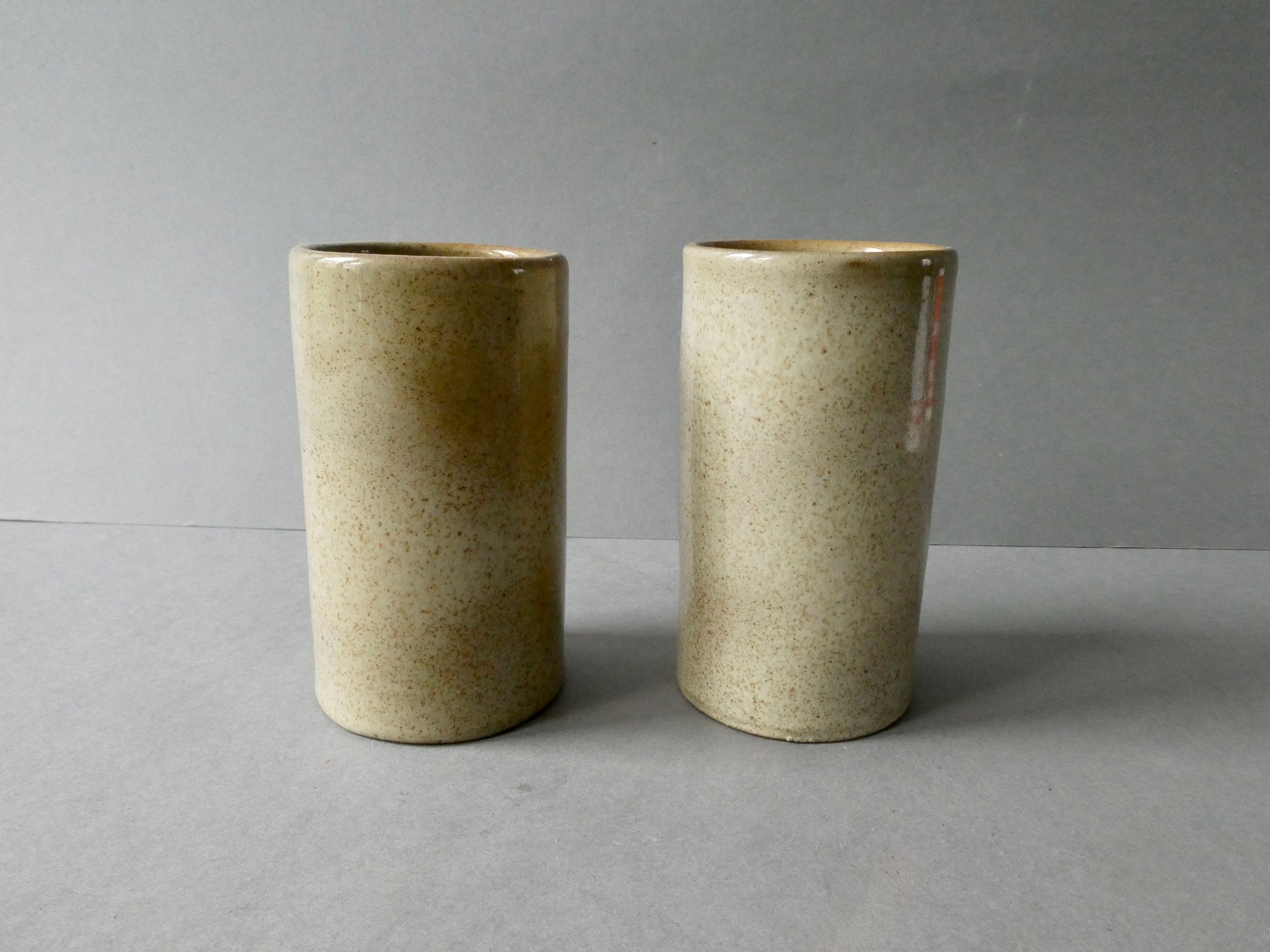 2 verres gobelets en grès émaillé Jean Dubost à Noron