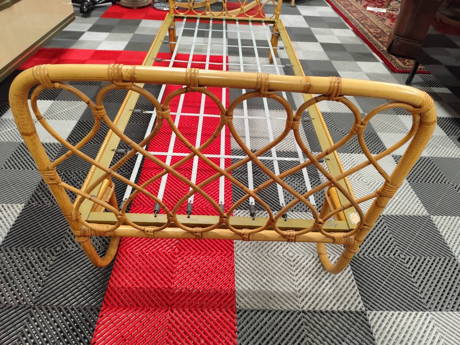 Vintage single bamboo bed from 1973