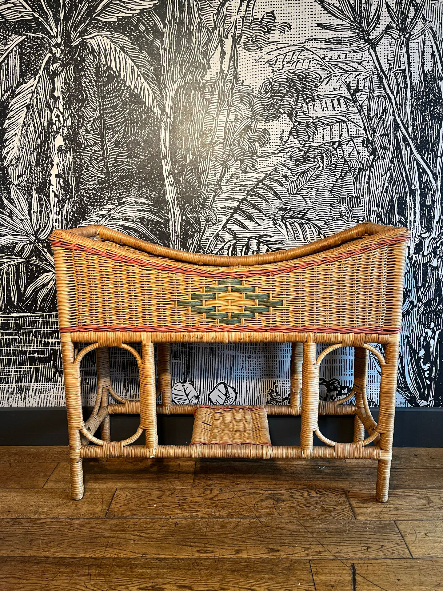Rattan plant stand