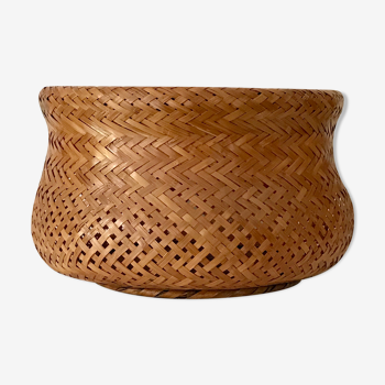 Wicker basket