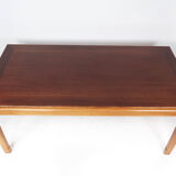 Coffee table in light mahogany of Danish design from the 1960s