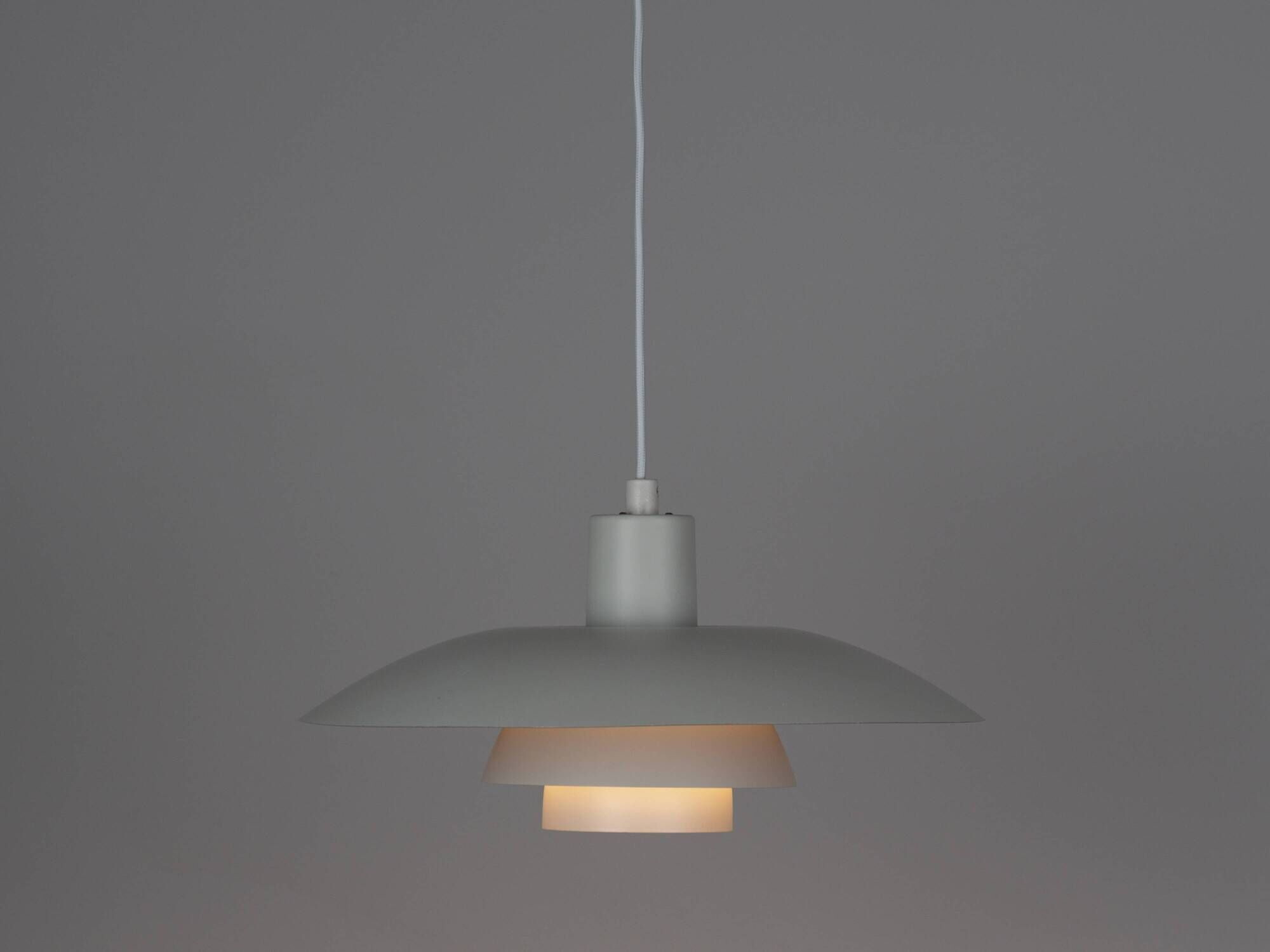 Pair of 2 Danish vintage lamps PH 4/3 by Poul Henningsen, Louis Poulsen1966