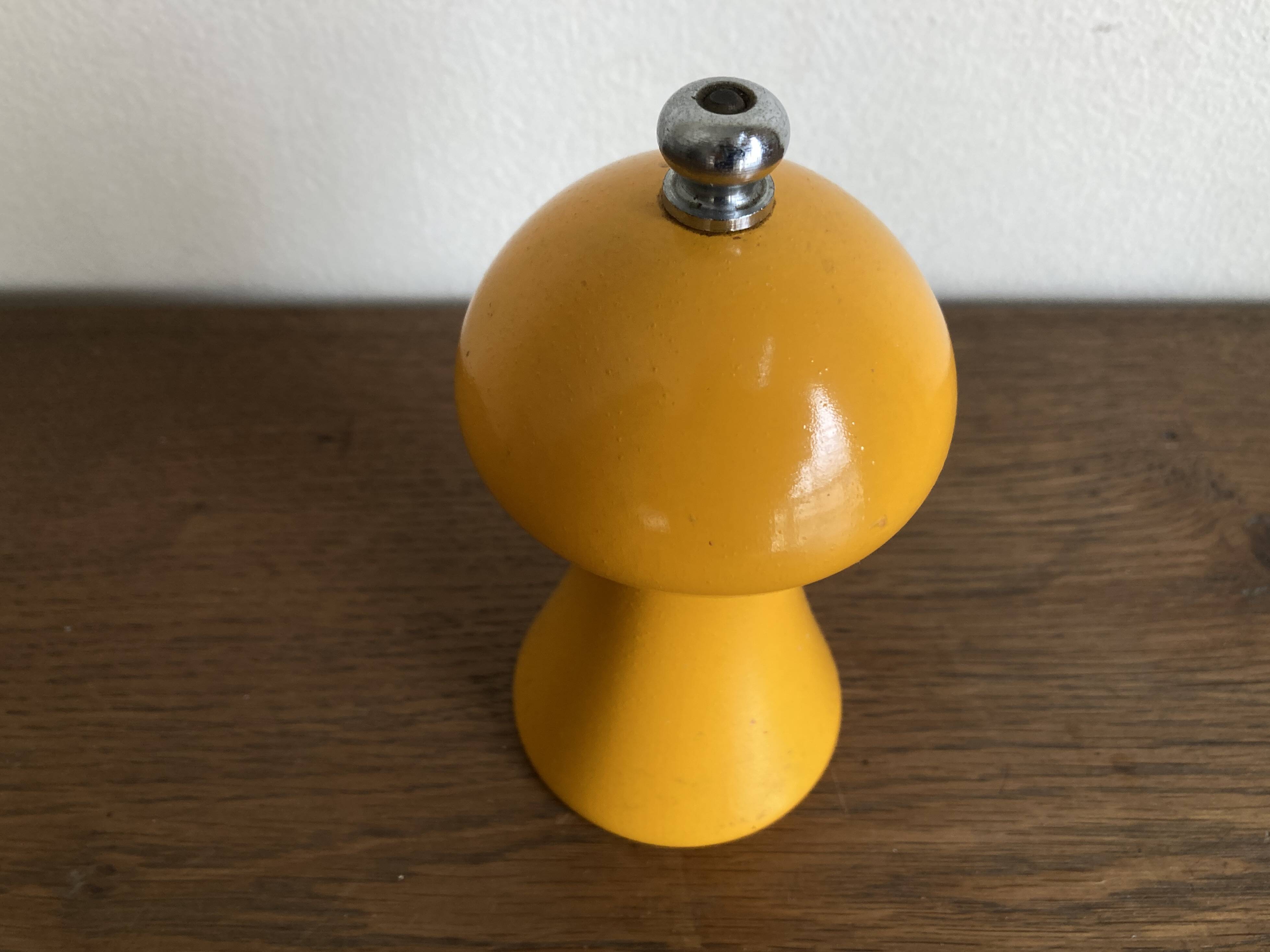 Borel pepper mill design 1970 pepper mill in lacquered wood