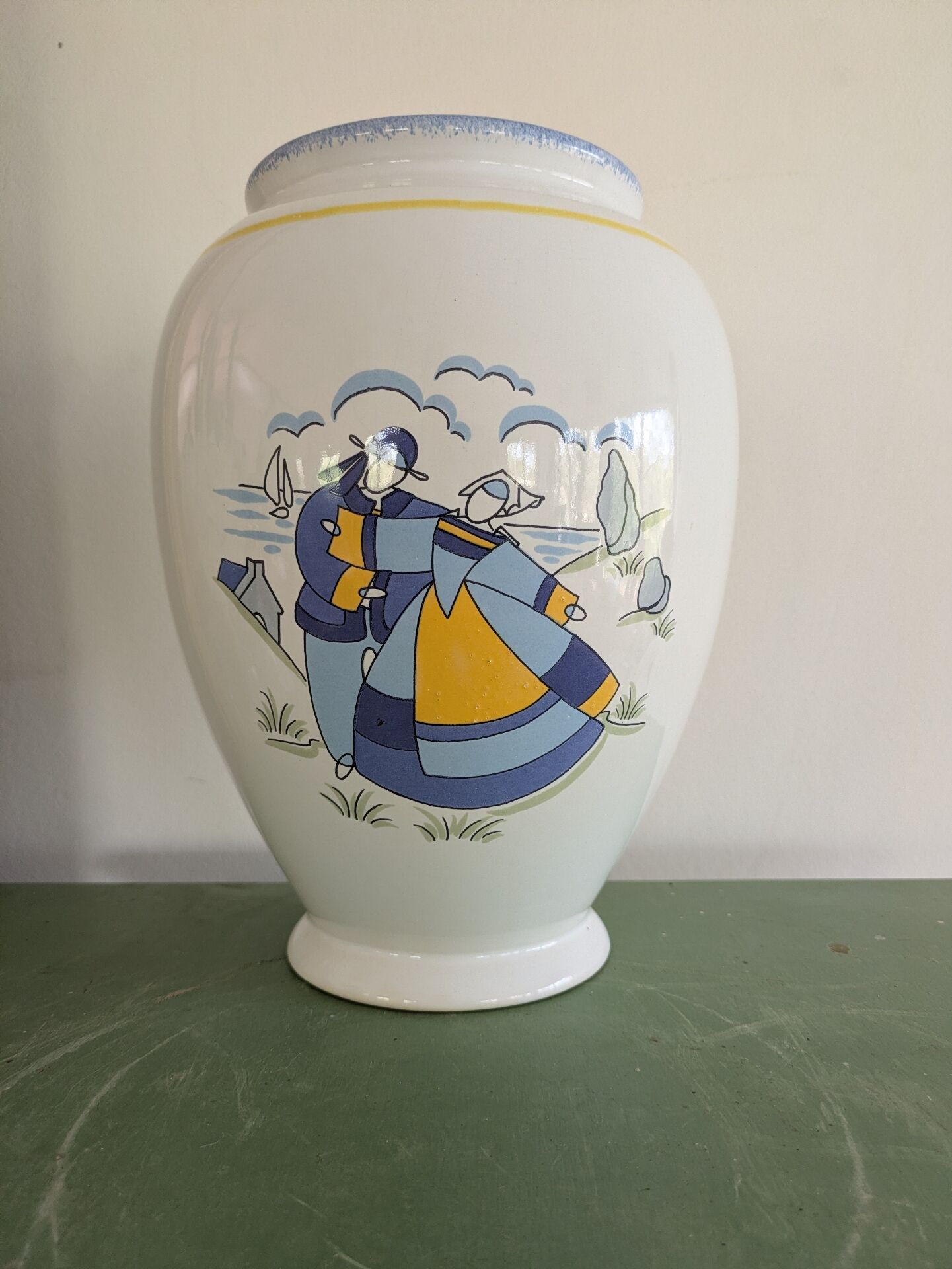 Vintage ceramic vase from Pornic – Hand-painted Breton decoration