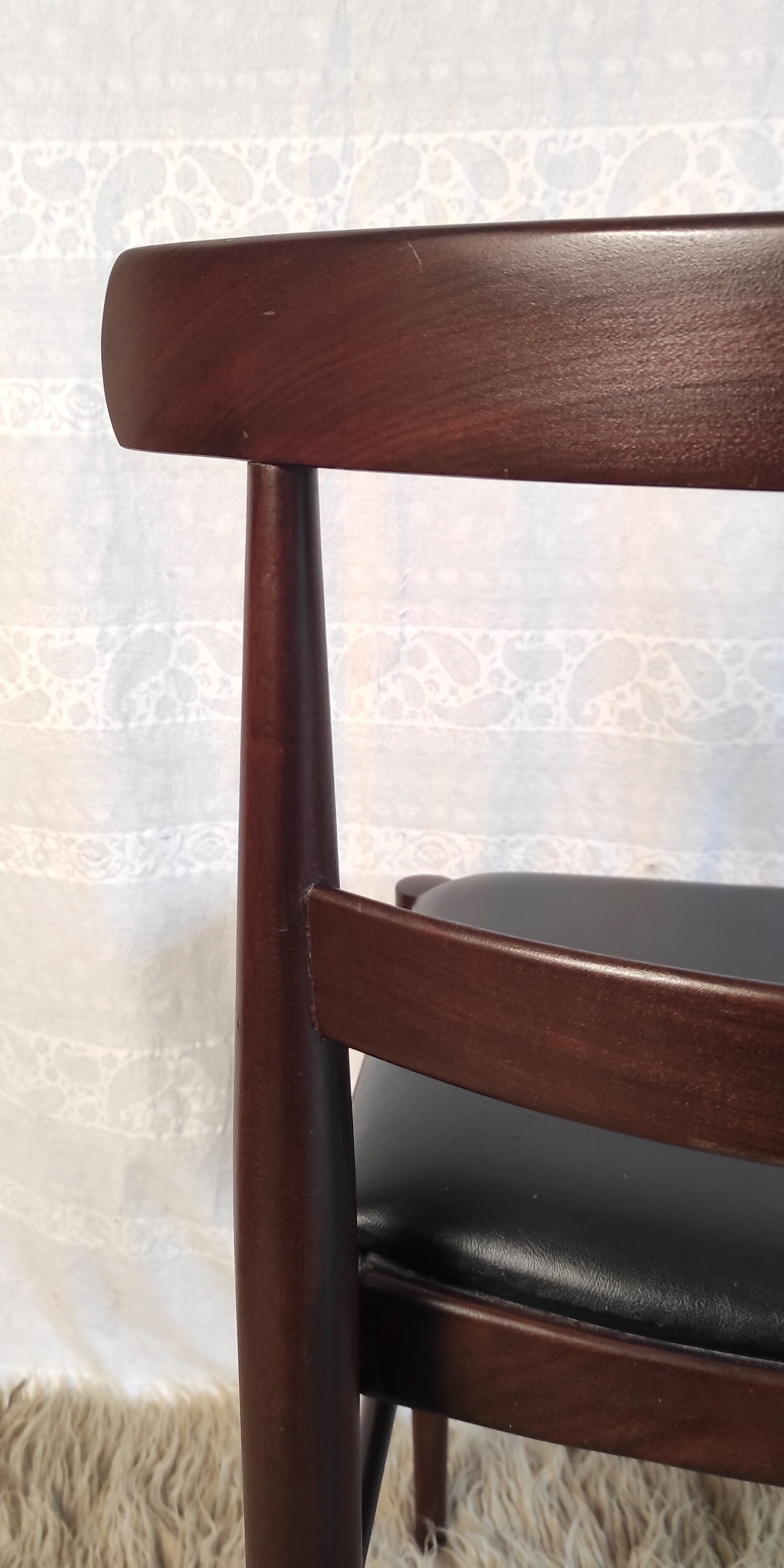 Chaise style scandinave en bois massif années 60