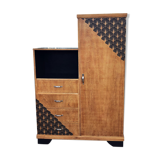 Asymmetric Cabinet