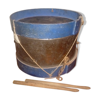 child drum 1900 and chopsticks