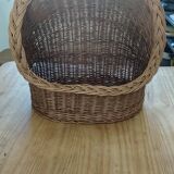 Half-roofed woven rattan niche basket