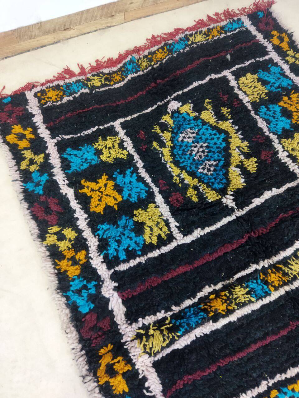 Handmade moroccan berber rug 345 x 110 cm