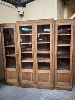 oak display cabinet with 4 doors
