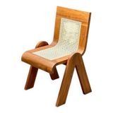 Chaise en bois massif avec assise tressée en rotin