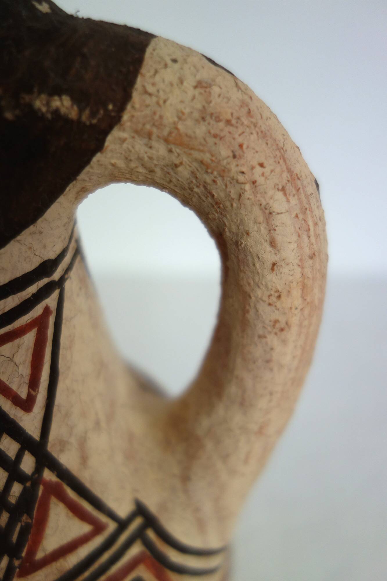 Ancient terracotta jar from the Rif (Morocco) H30cm