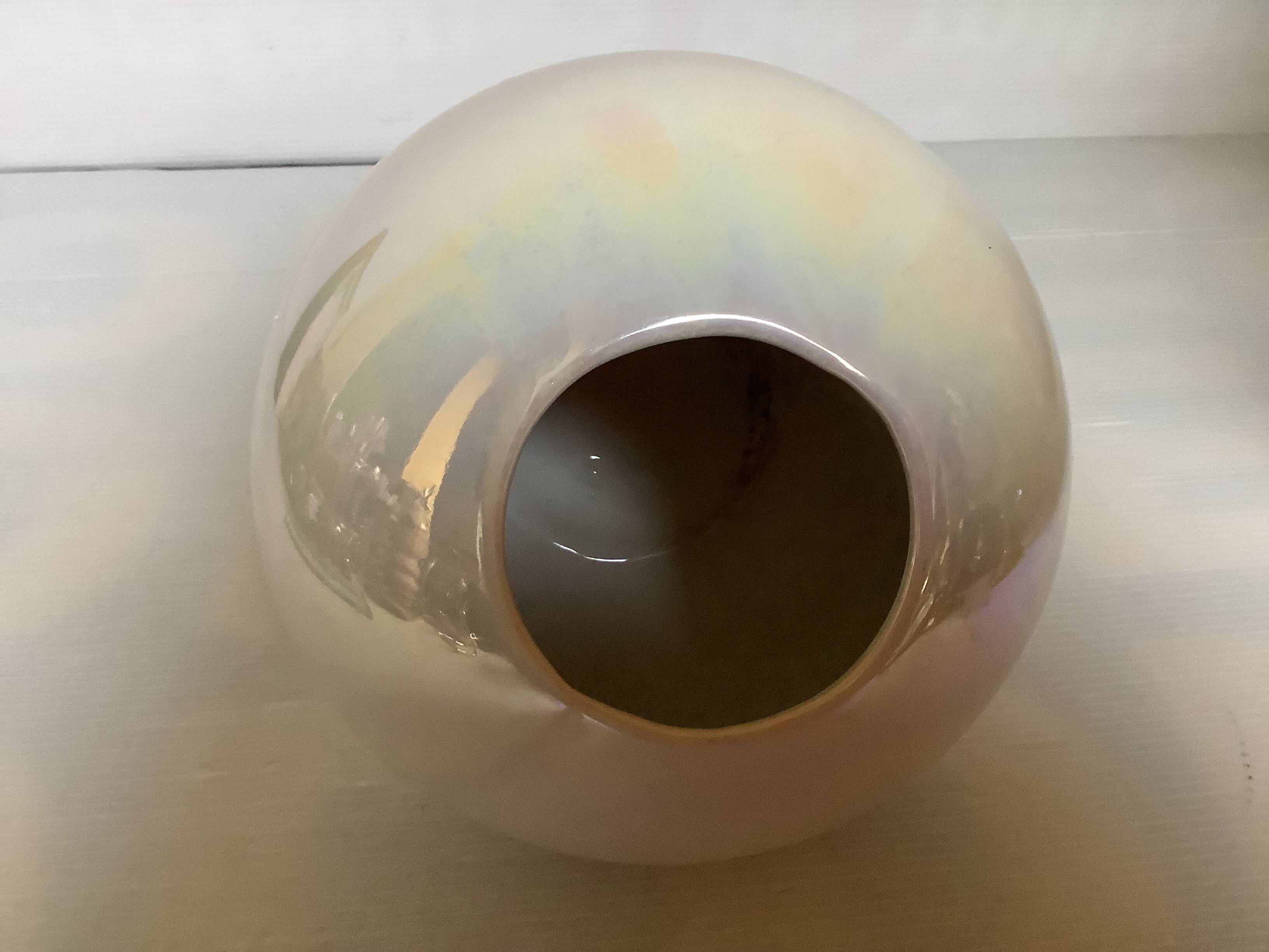 Iridescent white round vase