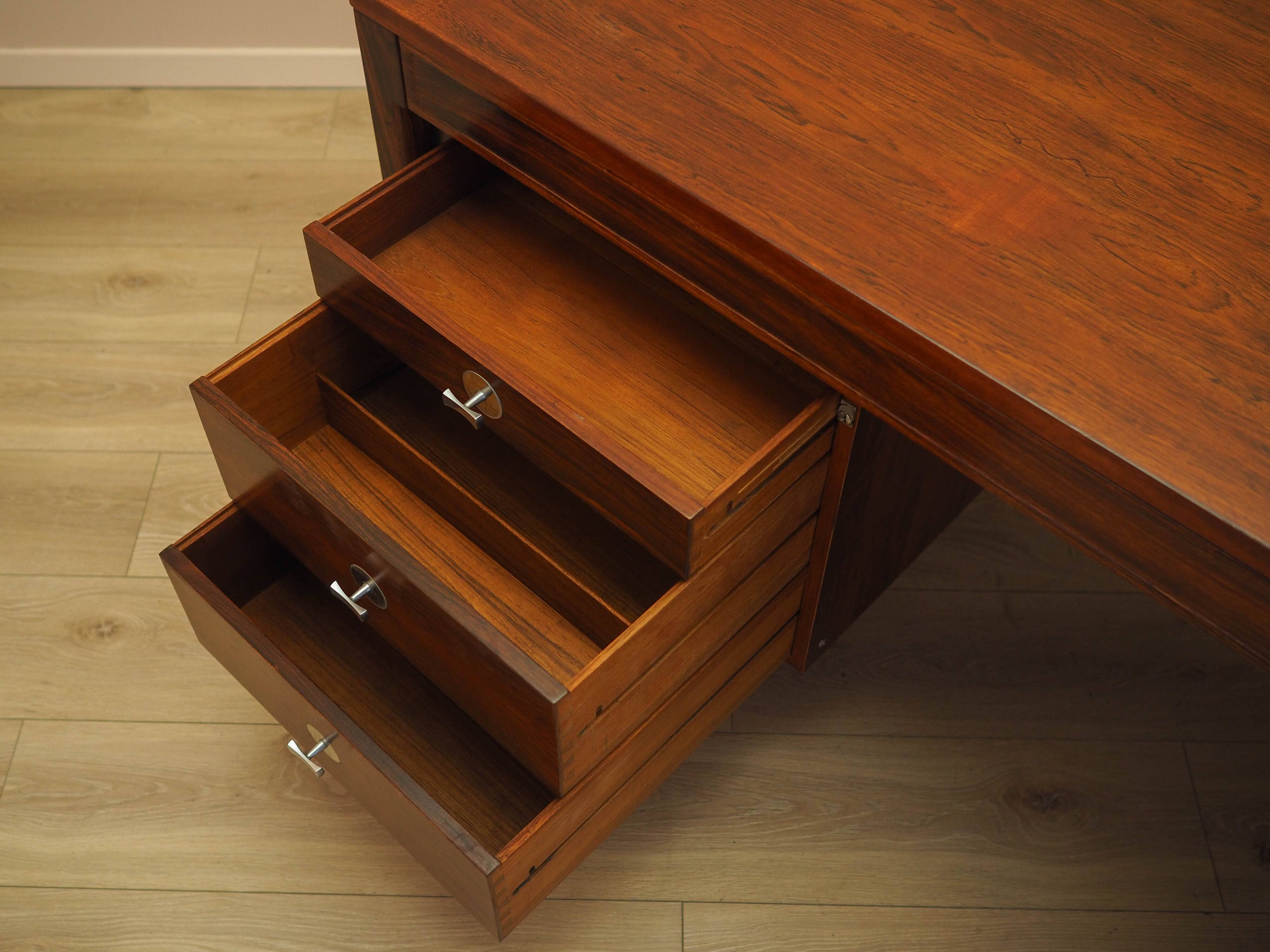 Rosewood desk Diplomat, Danish design, 1970s, designer: Finn Juhl, manufact