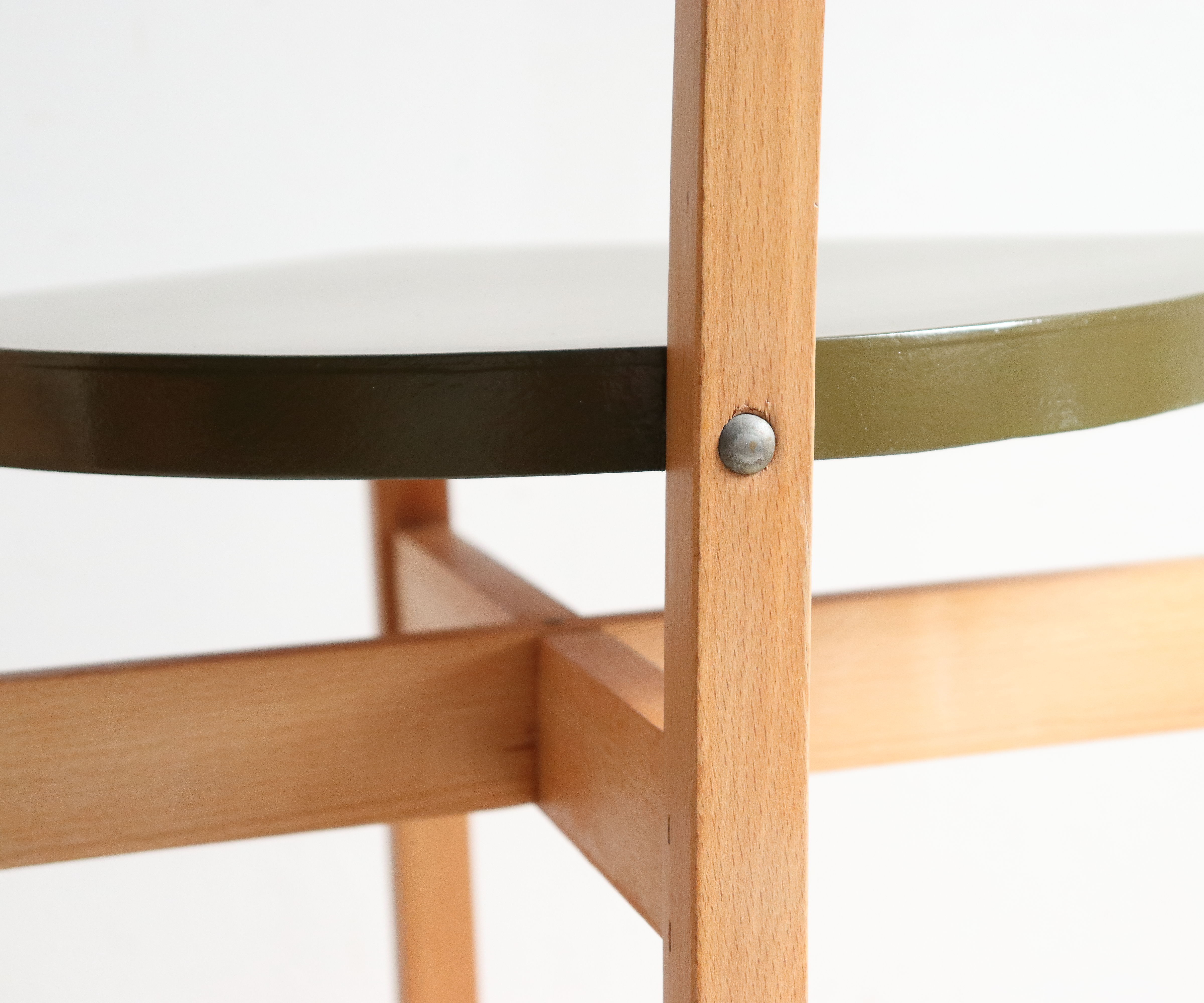 Vintage wooden bistro chair revisited